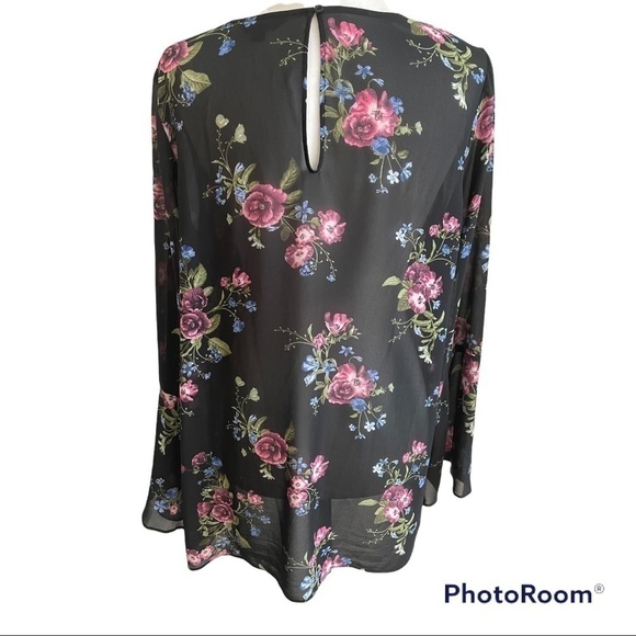 STORK & babe black floral sheer bell sleeve blouse sz L - Picture 3 of 7